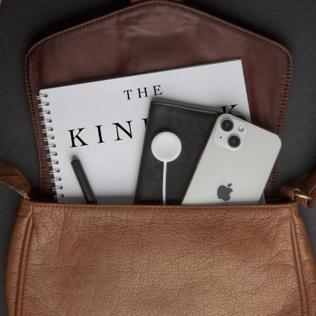 Беспроводное зарядное устройство Deppa A-watch Type-C (24022) White, белый